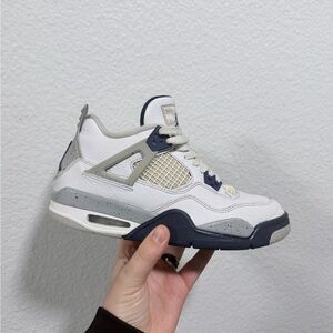 Jordan retro 4 midnight navy